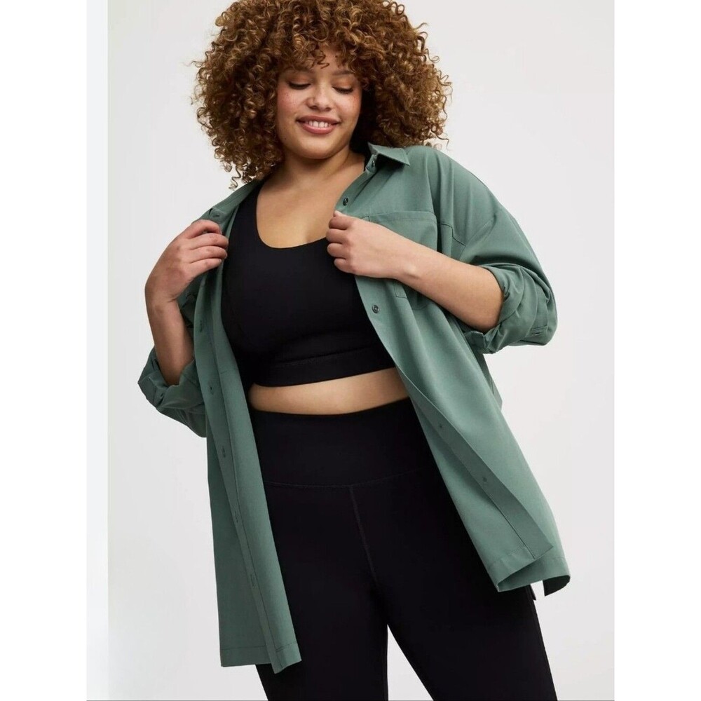 NWT Torrid TRU Stretch Woven Active Over Shirt 5X Green 3237-N